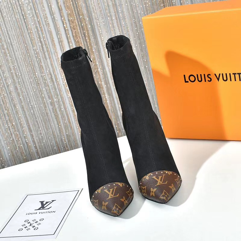 LV $97 gallery