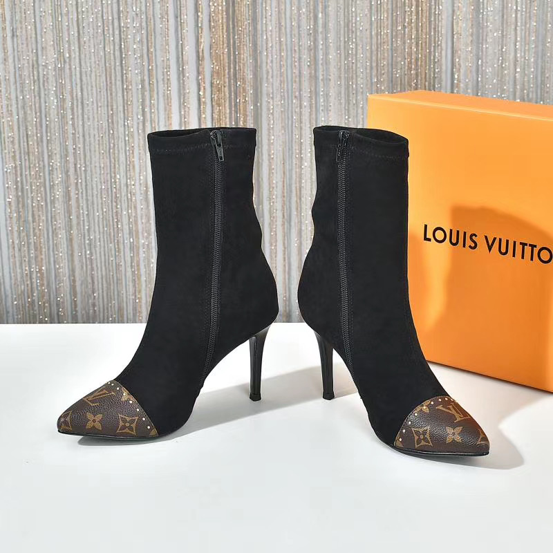 LV $97 gallery