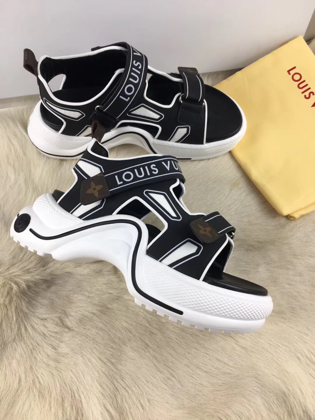 LV $97 gallery