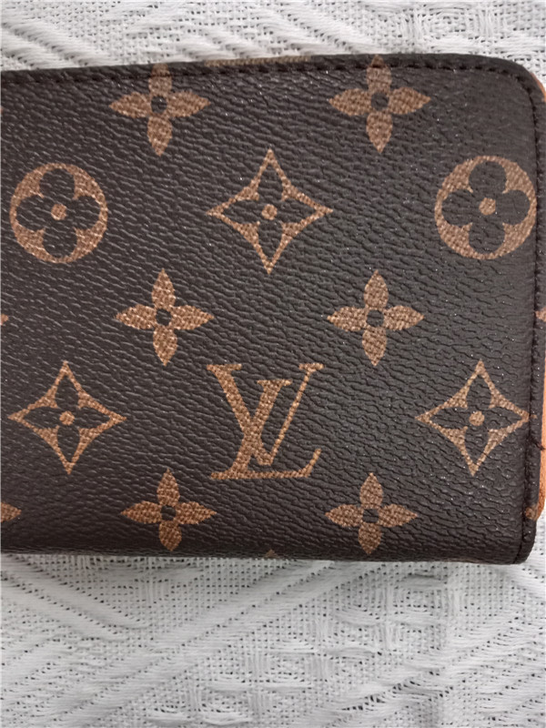 LV wallet MQ647-MQ649 No box gallery