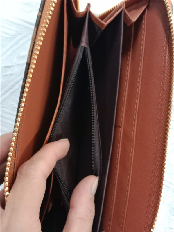 LV wallet MQ647-MQ649 No box gallery