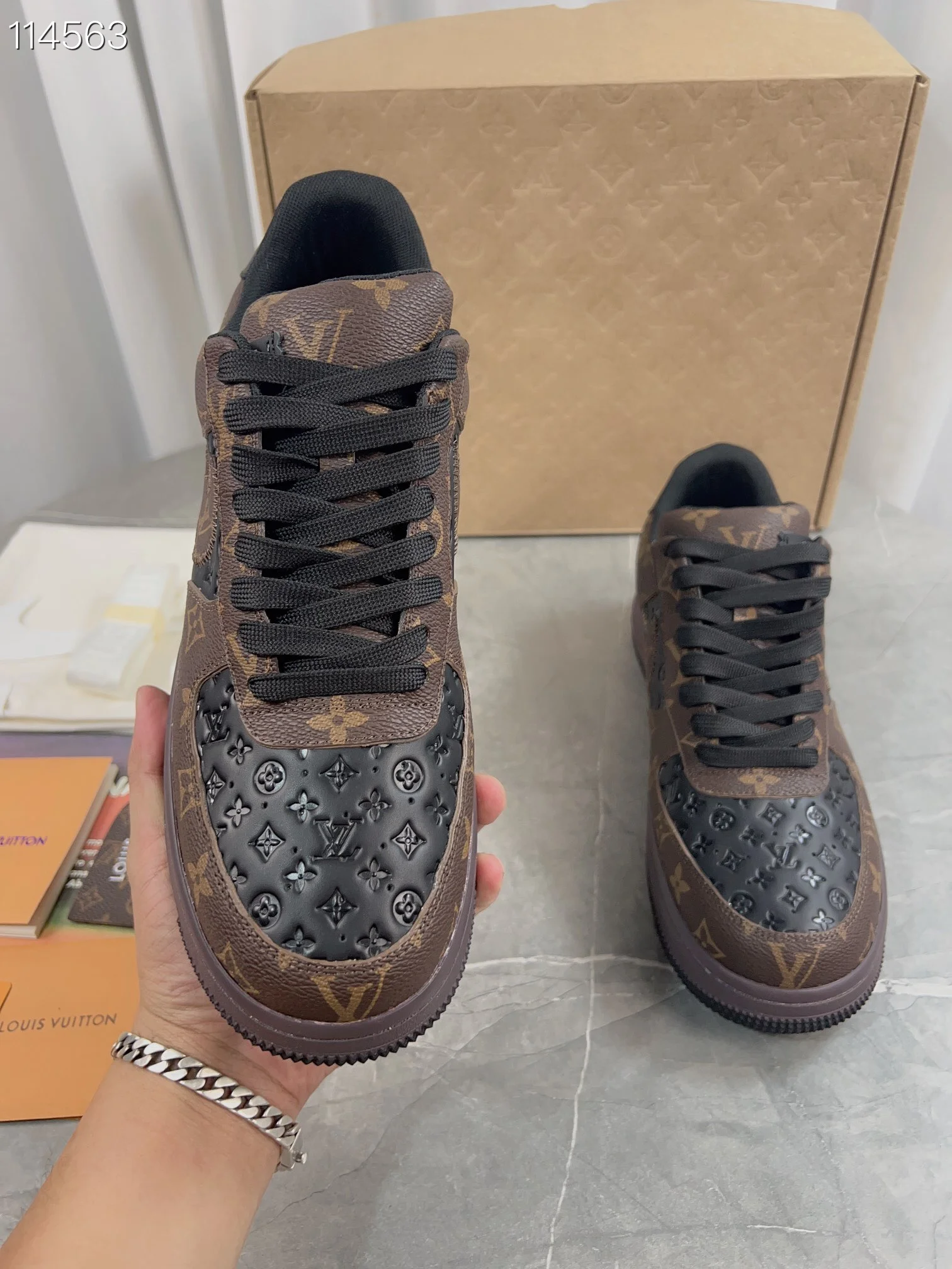 LV x Nike $119 gallery