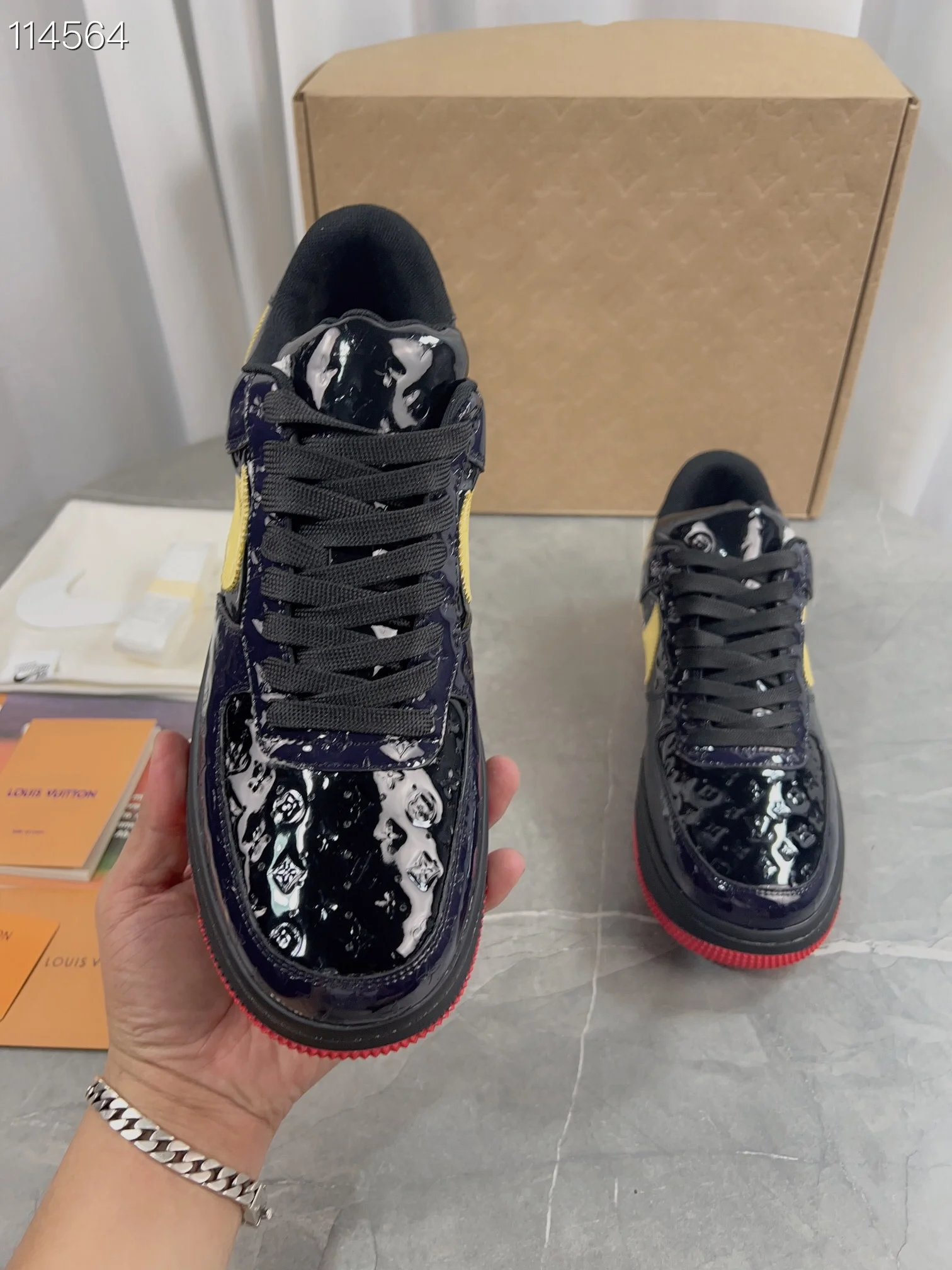 LV x Nike $119 gallery