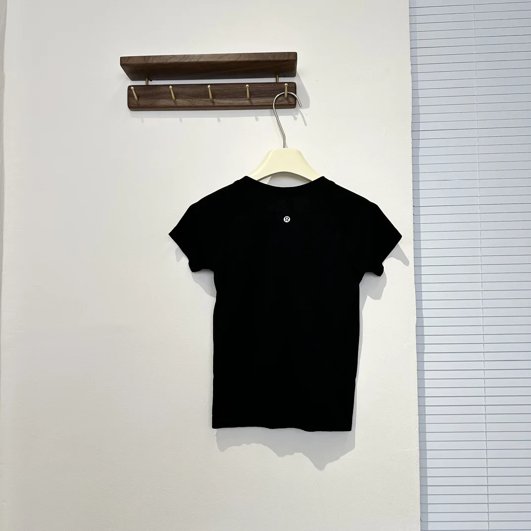 Lululemon $35 gallery