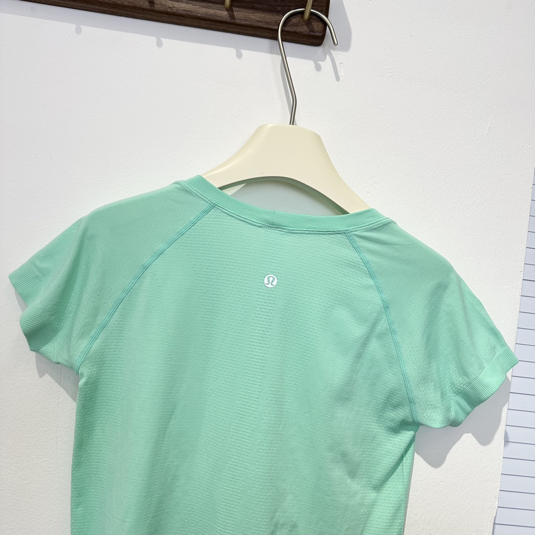 Lululemon $35 gallery