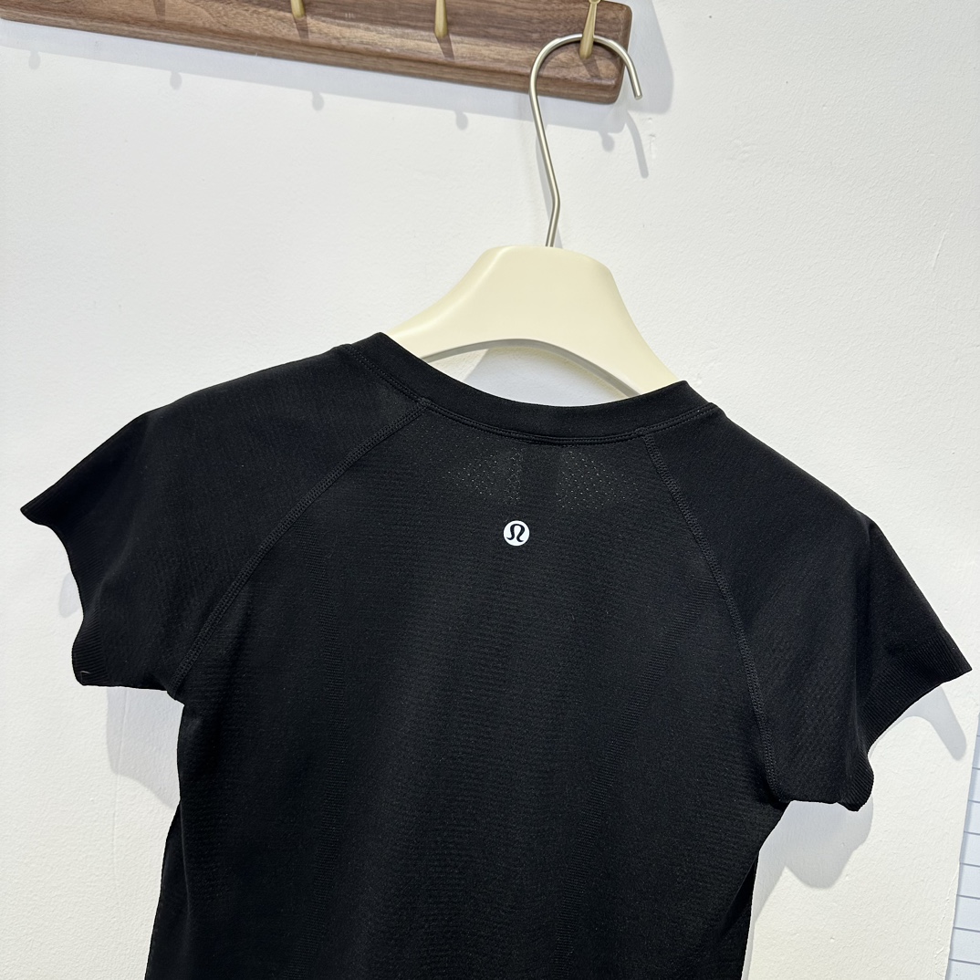 Lululemon $35 gallery