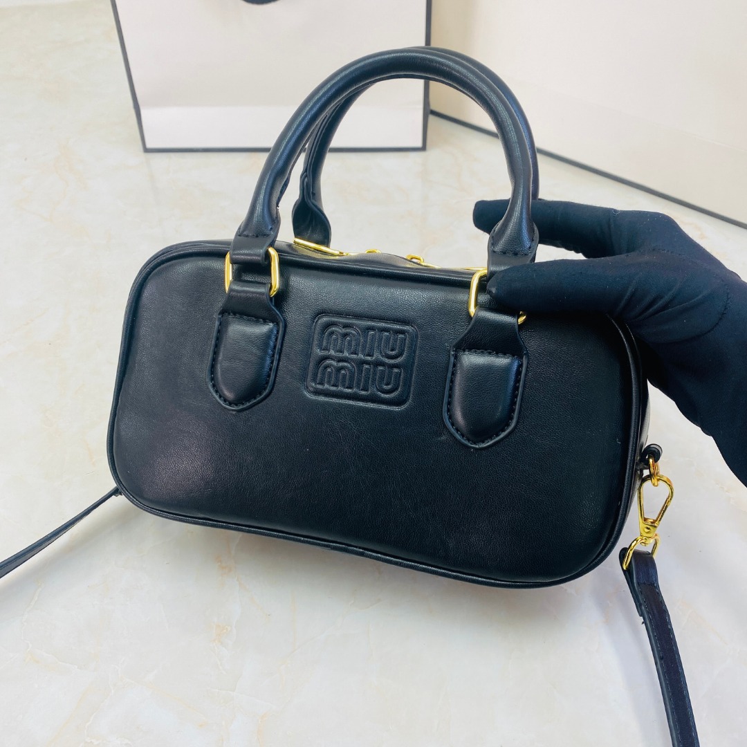 MIUMIU 39.99$  code 492-6943-R gallery