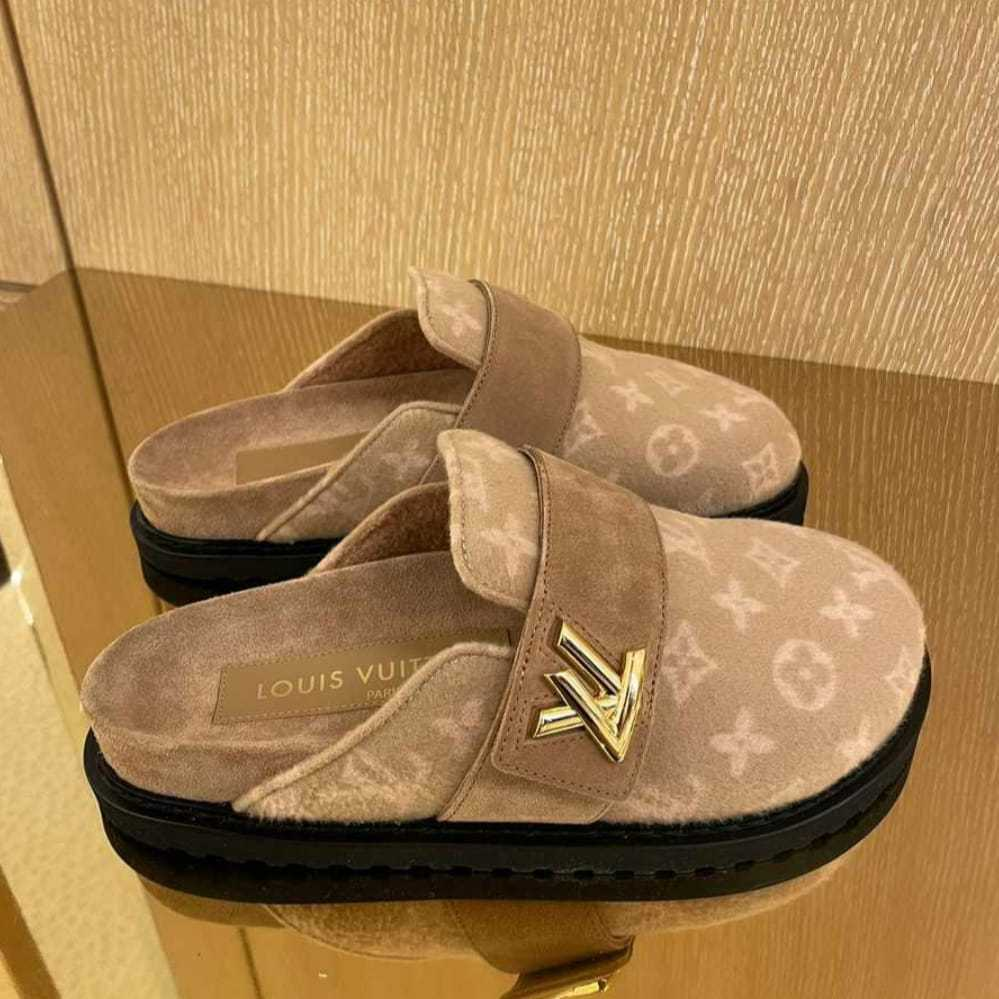 Maz1292  Louis Vuitton Slippers  62887 gallery