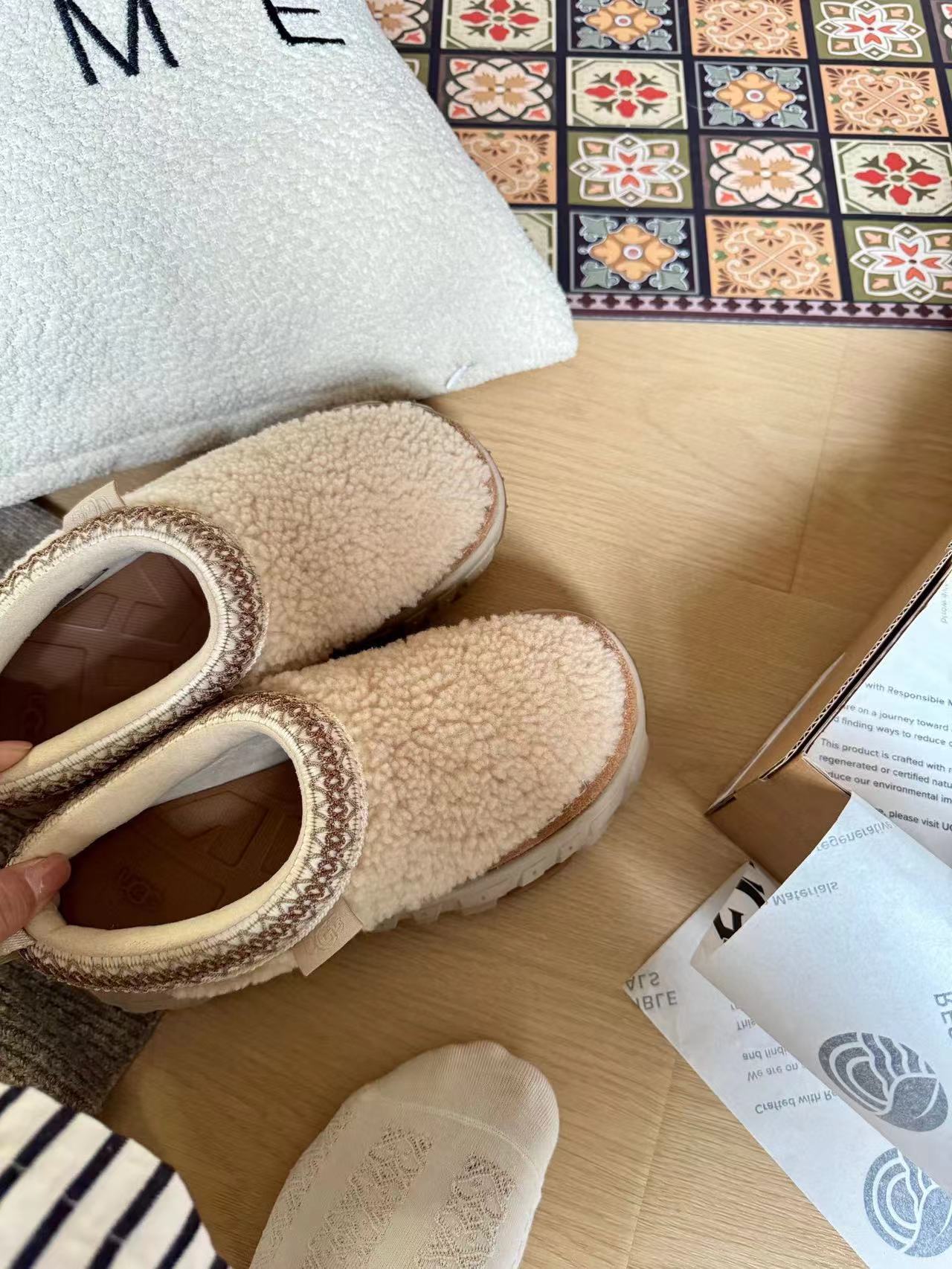 Maz163 UGG 69.99$ - UGG2 gallery