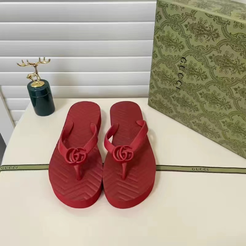 Maz3110  GUCCI 285 45$ gallery