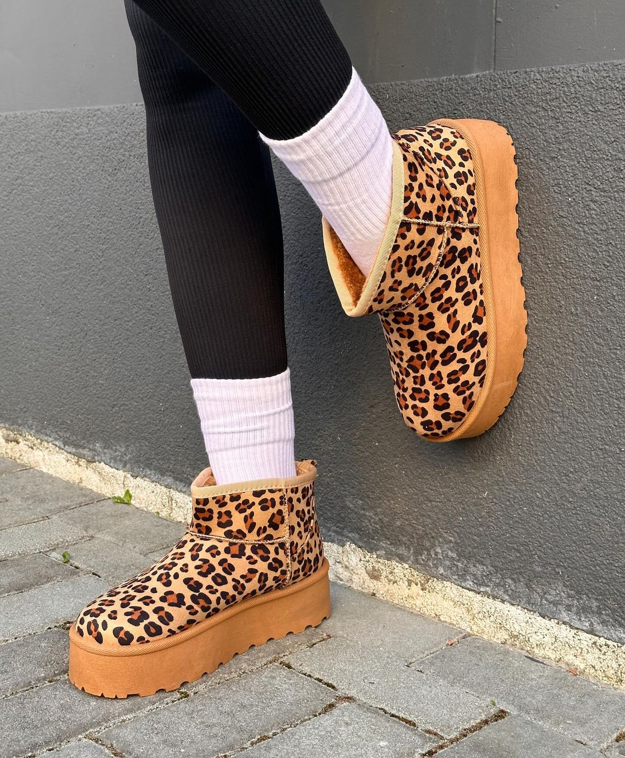 Maz773 UGG 5A 355 48$ -UG gallery