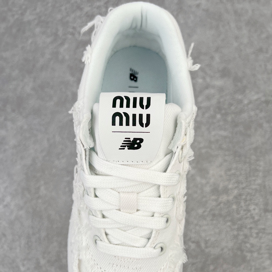 NB574&MIUMIU 62$    10350-T gallery