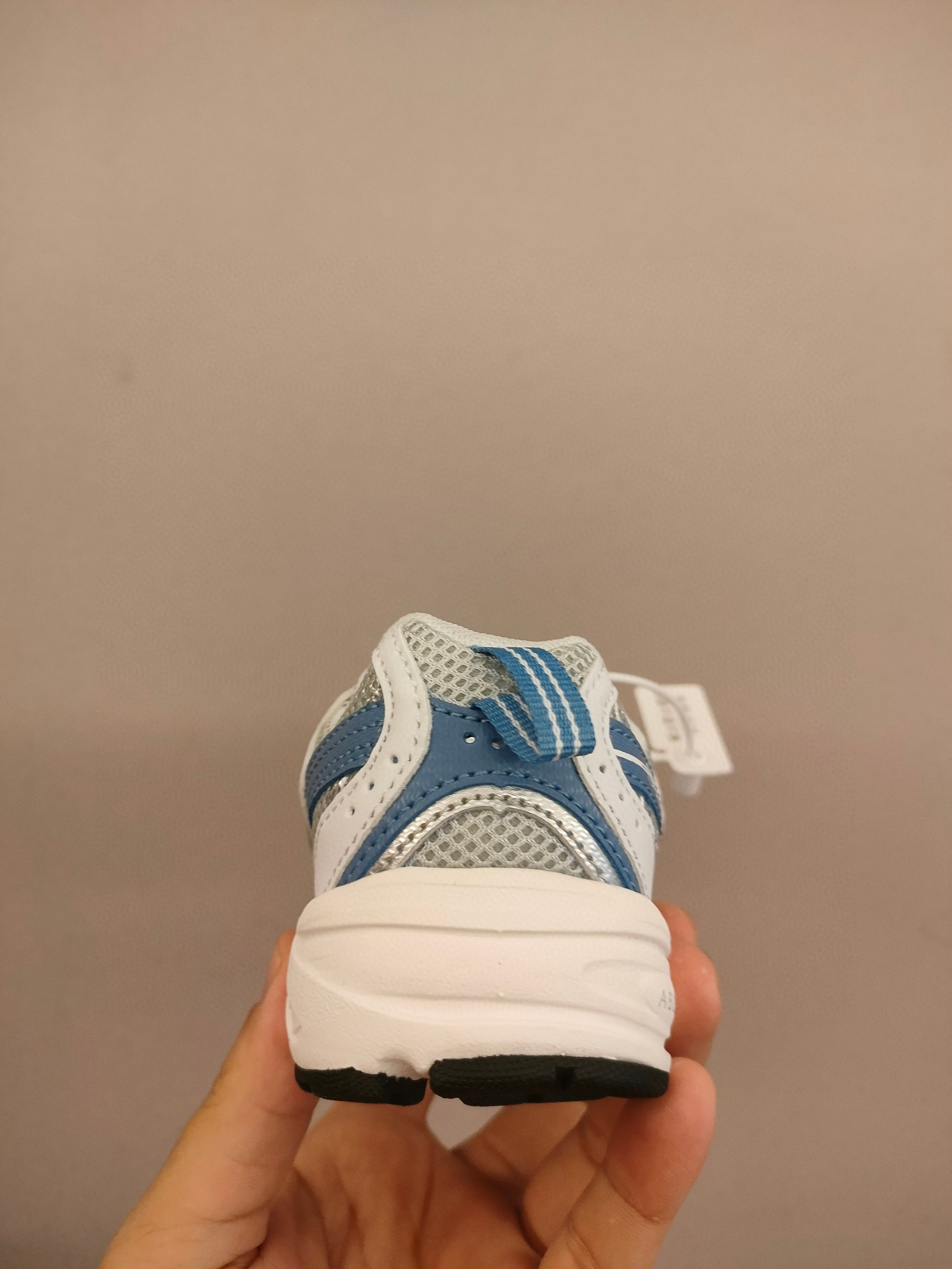 NB 43.81$    CODE 294-10322-T gallery