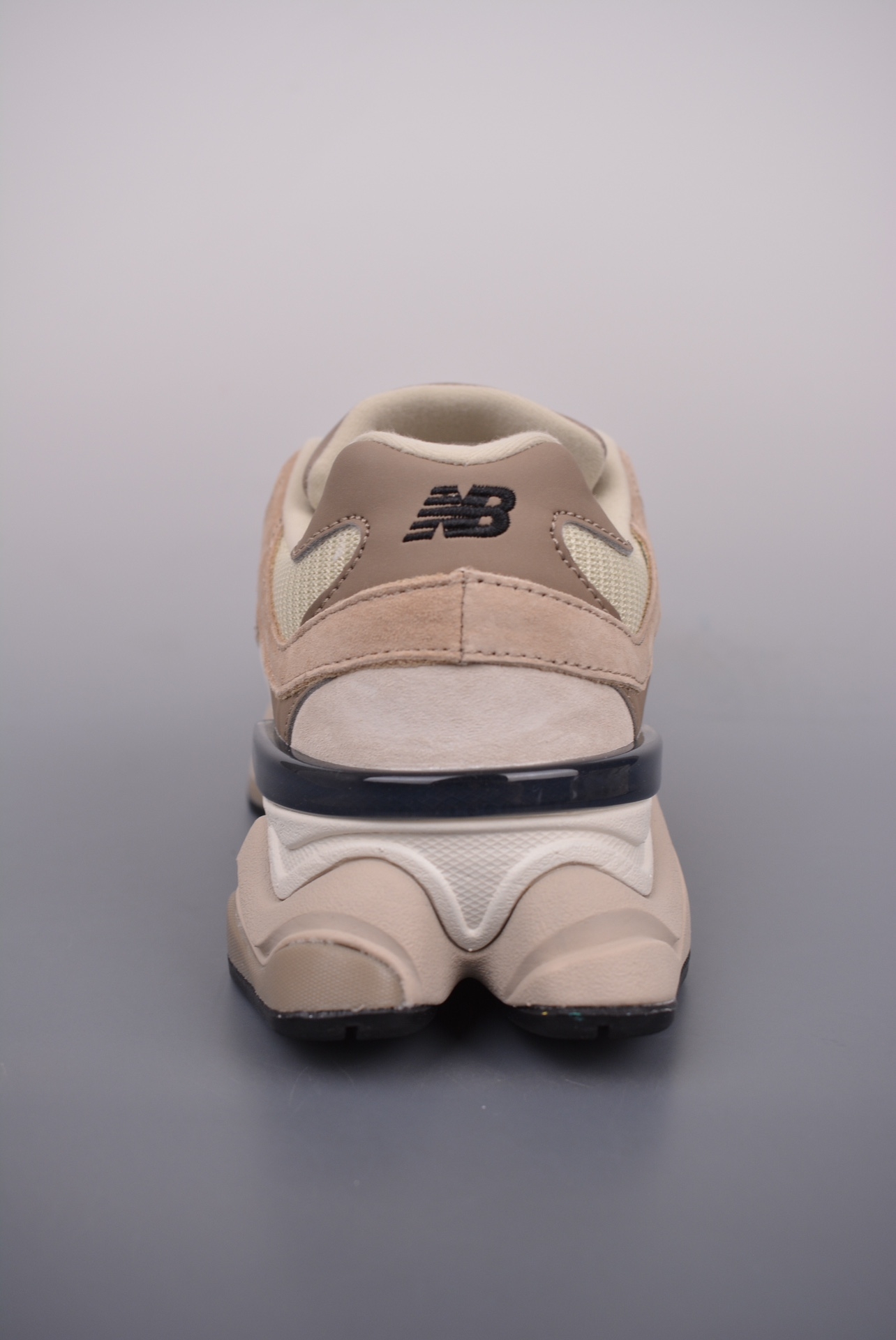 NB  61.21$   351-6799-R gallery