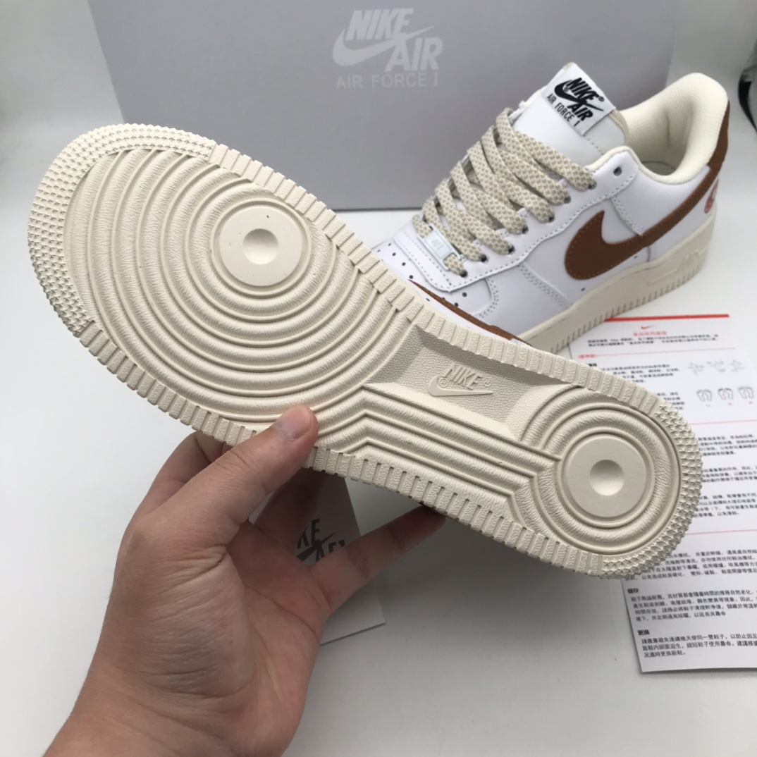 NIKE 36.66$  4073-M gallery