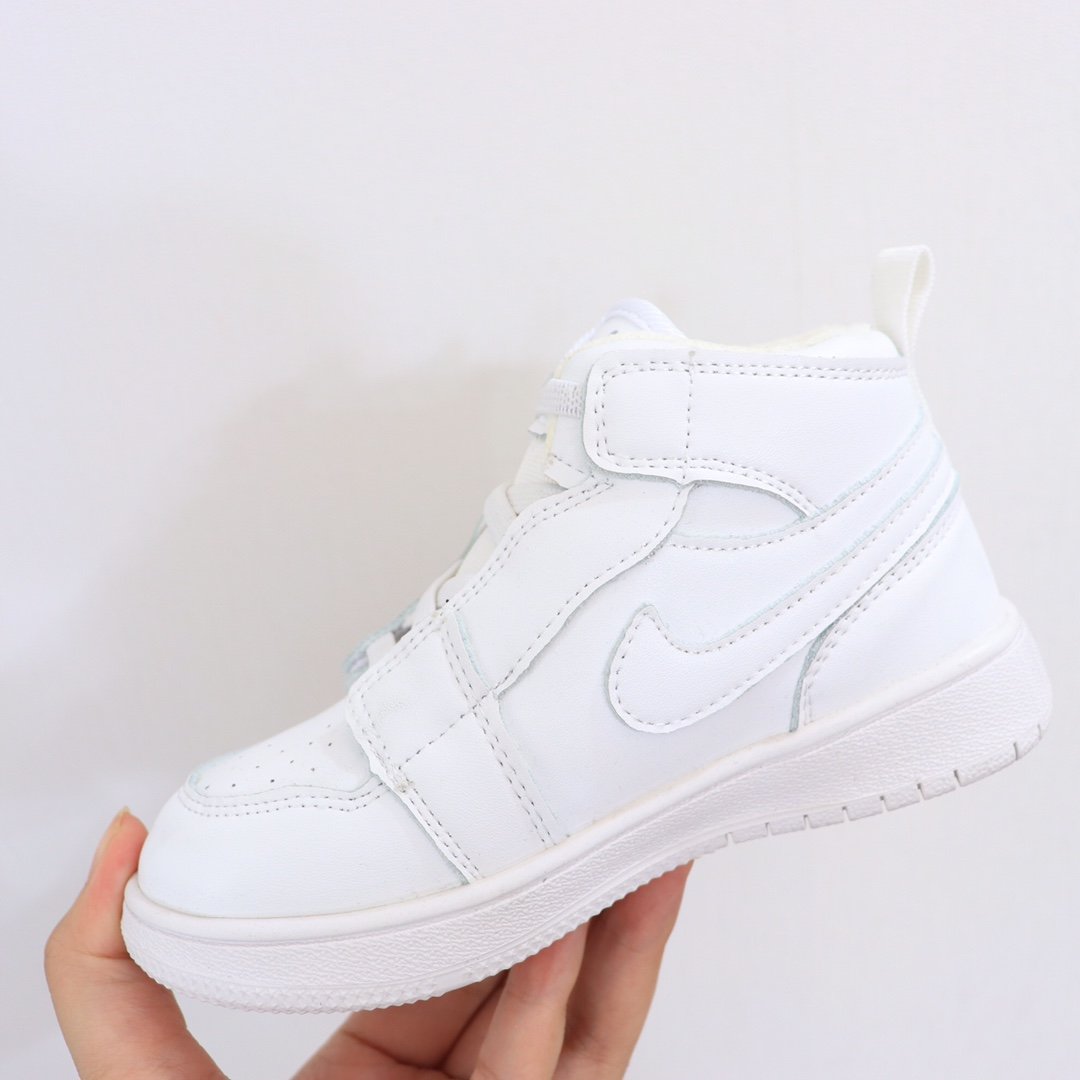 NIKE 38.41$ 编号294-2456-R gallery