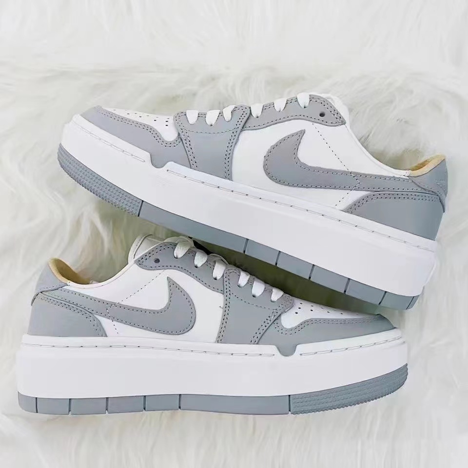 NIKE 46.66$ code 351-5861-R gallery