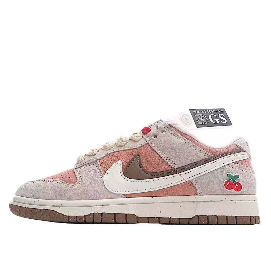 NIKE 48.15$     code 351-6858-R gallery