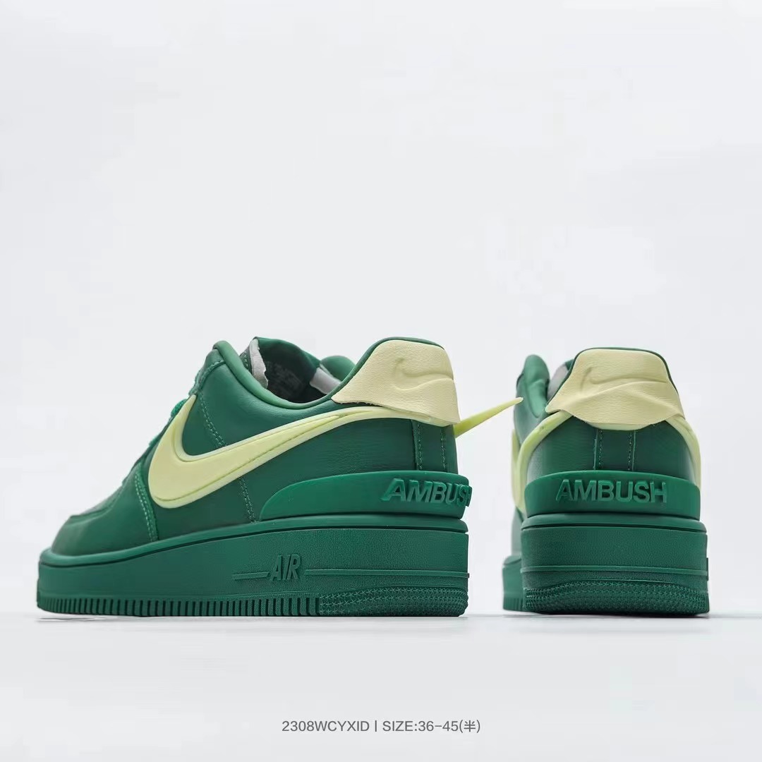 NIKE 51.42$   code 351-6736-R gallery