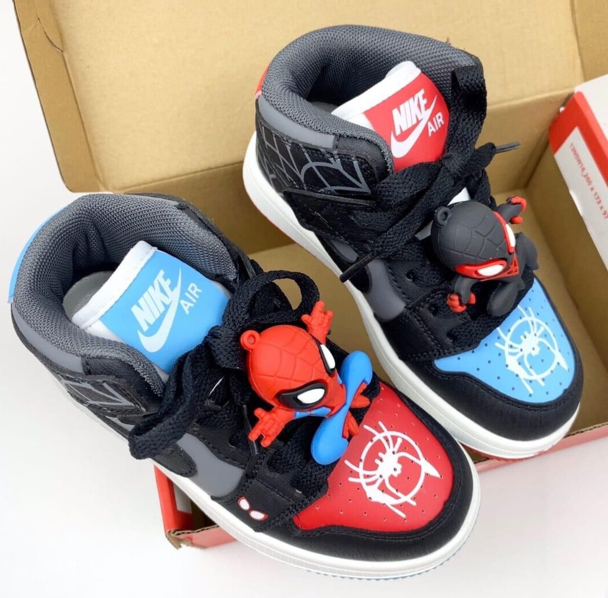 NIKE KIDS 35.99$    9485-T gallery