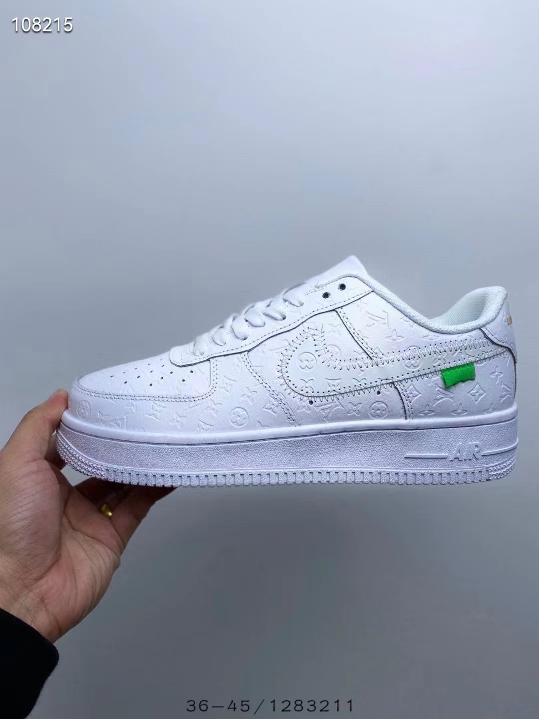 NIKE  58.09$     code 351-6544-R gallery