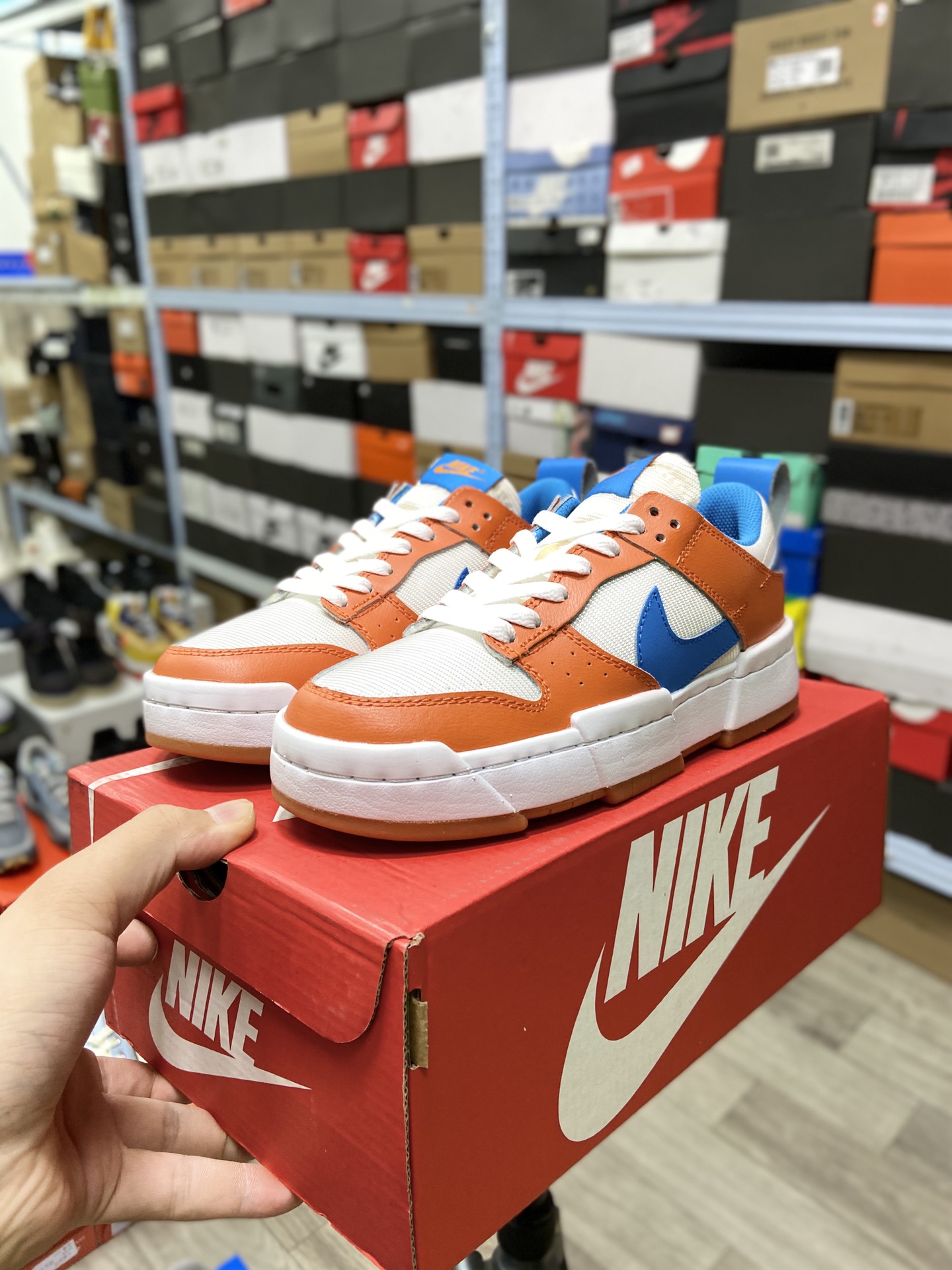 NIKE $60 gallery