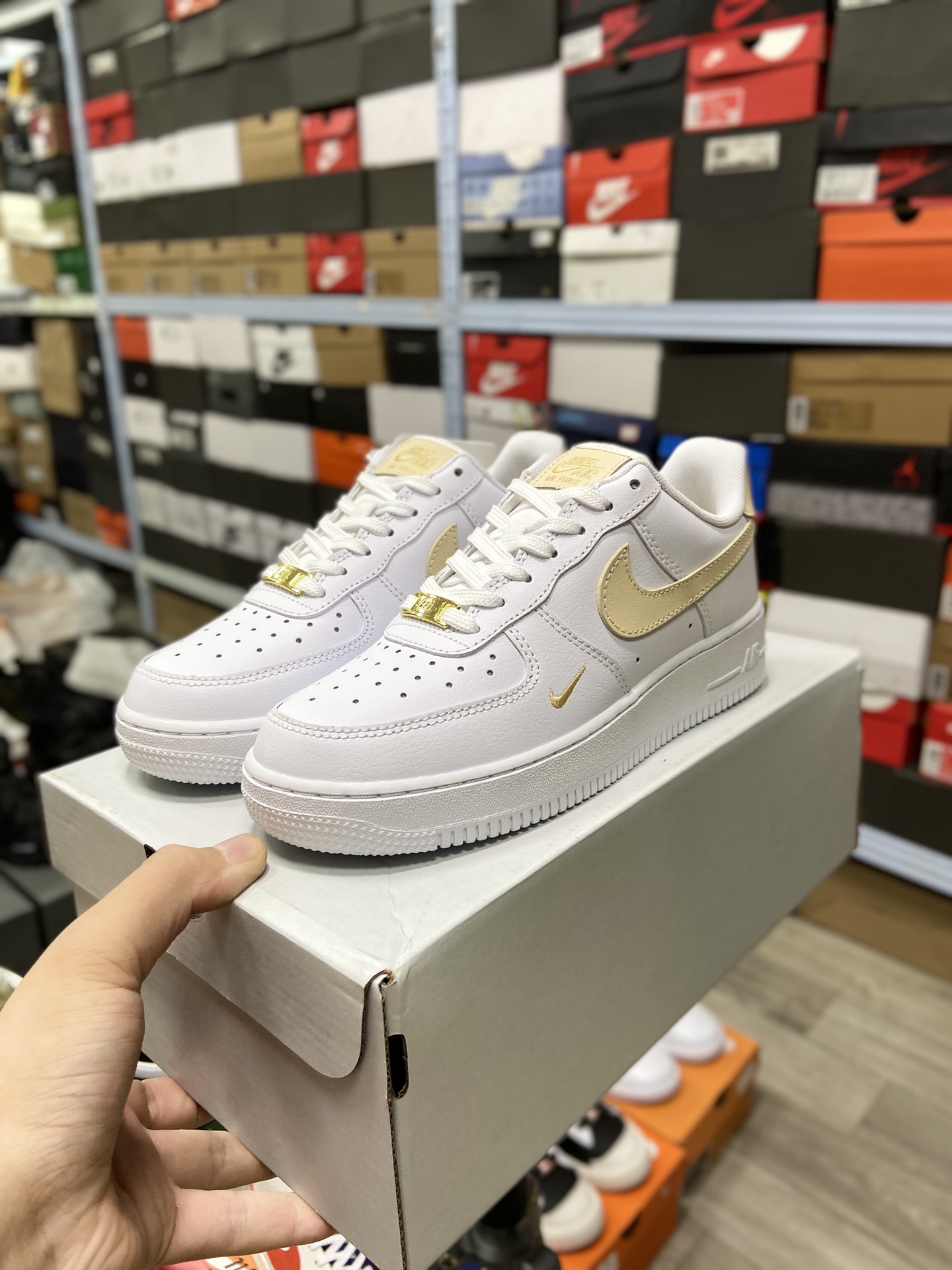 NIKE $65 gallery