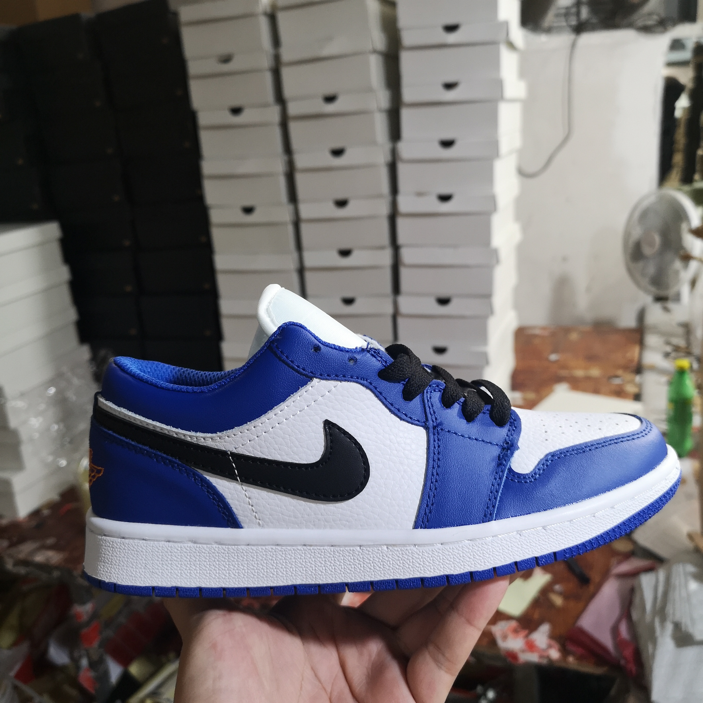 Nike 45.66$AJ1 编号351-2688-R gallery