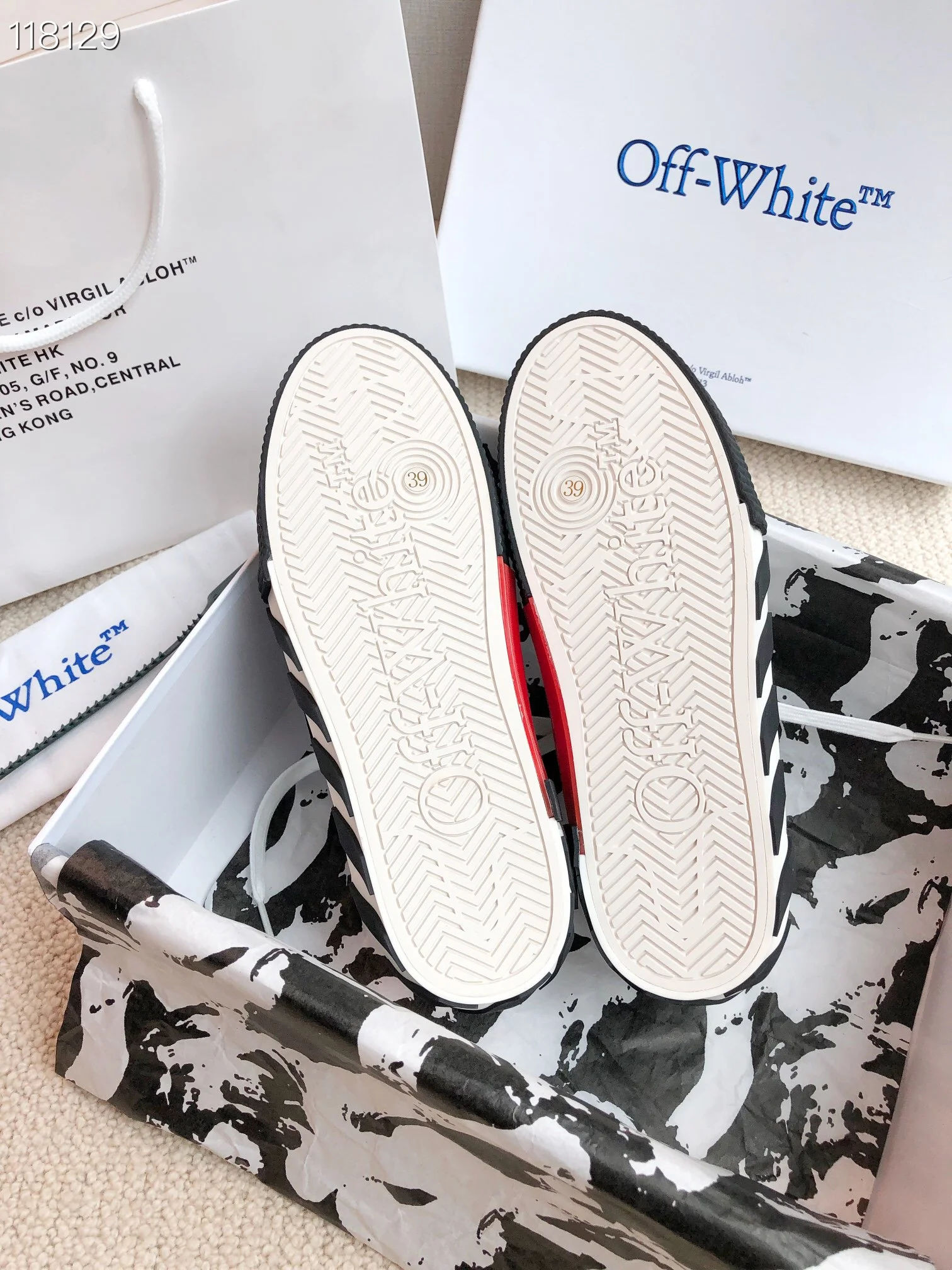 OFF-WHITE $85 gallery