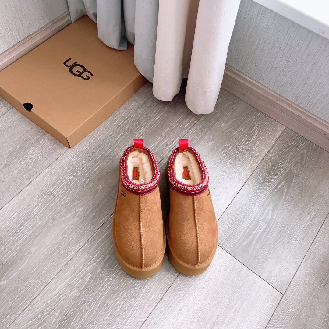 Oo1342-307.2💴42.66$UGG gallery