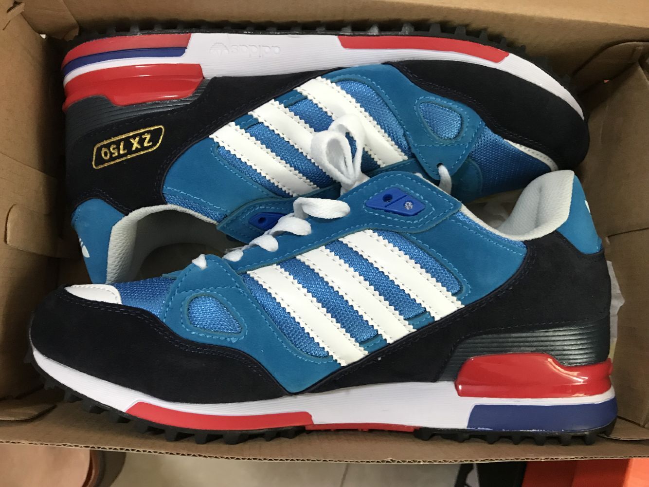 PAR 415 adidas ZX750  59.99usd gallery