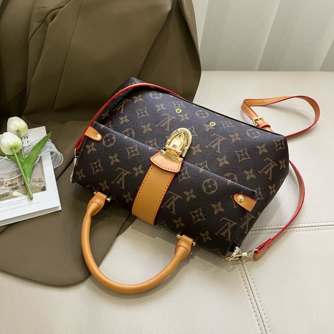 PC327-PC332，LV Bag 223.99 gallery