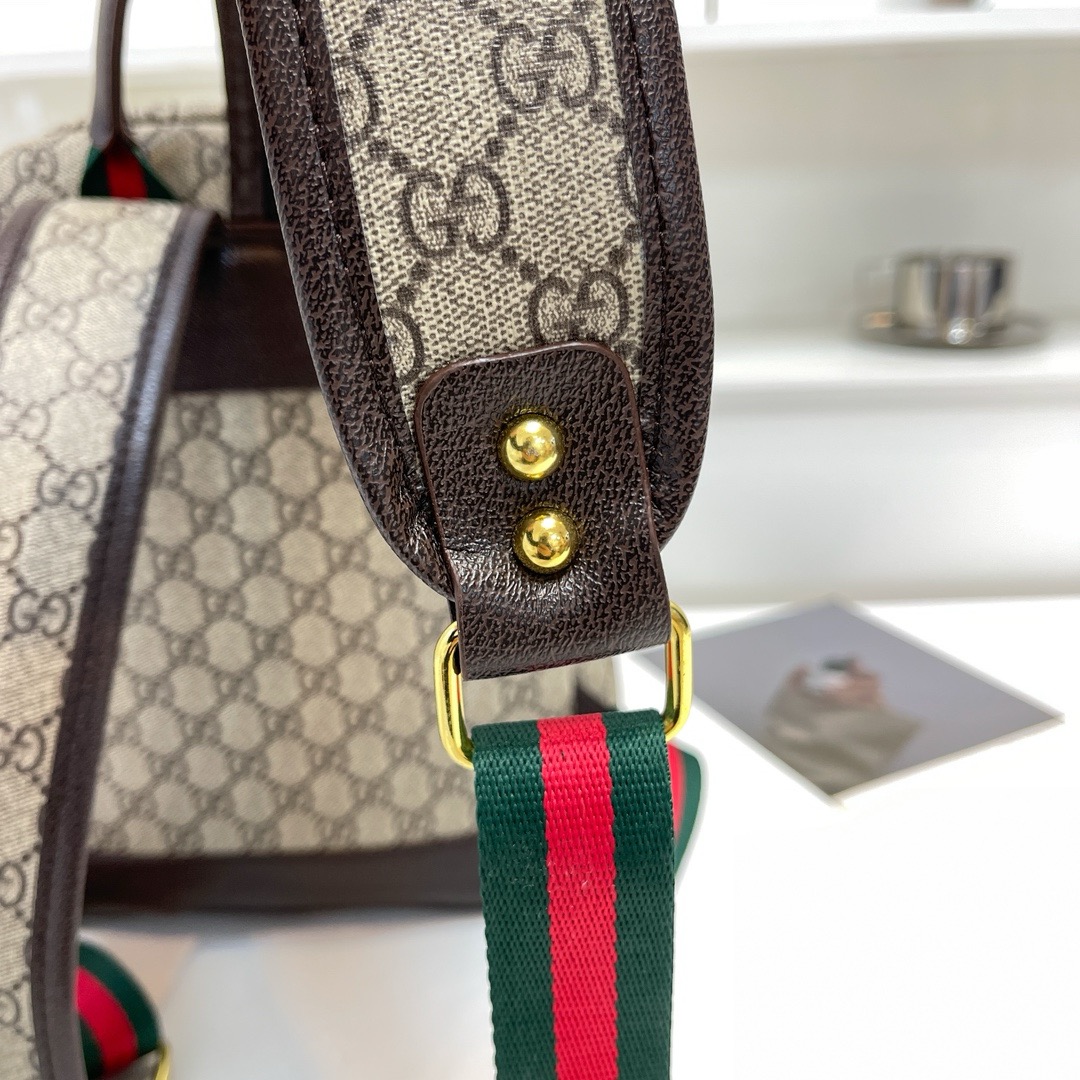 PC340-PC342  ，Gucci bagpack 227.99 gallery