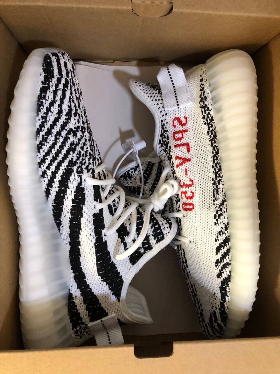 PFA yeezy 350 59.99usd gallery