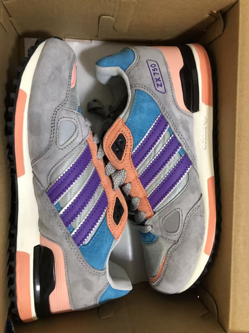 PKT adidas ZX750 59.99usd gallery