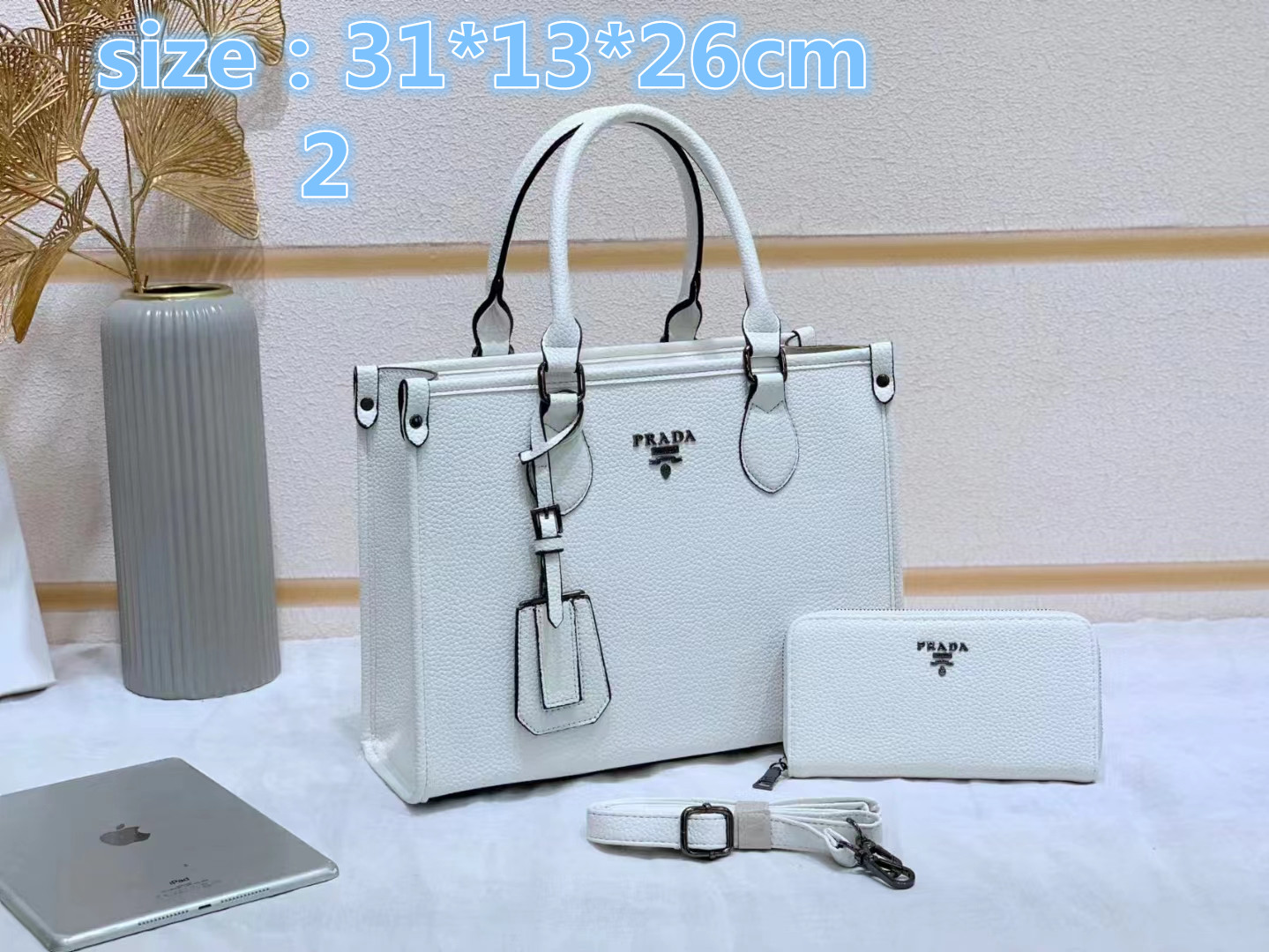 PRADA 39.66$ code 404-5741-R gallery