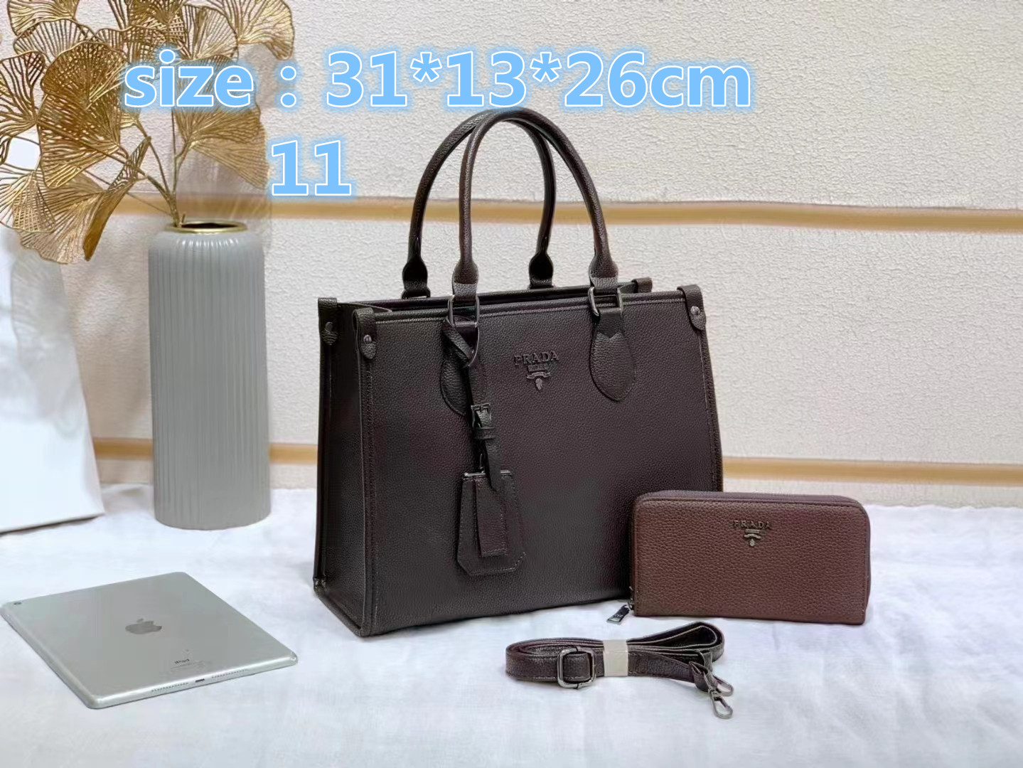 PRADA 39.66$ code 404-5741-R gallery