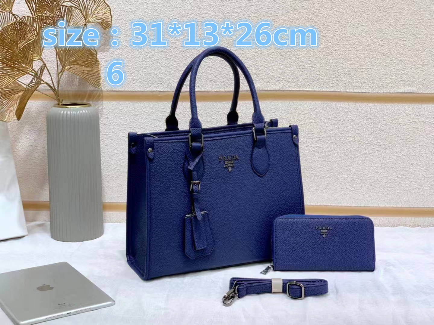 PRADA 39.66$ code 404-5741-R gallery