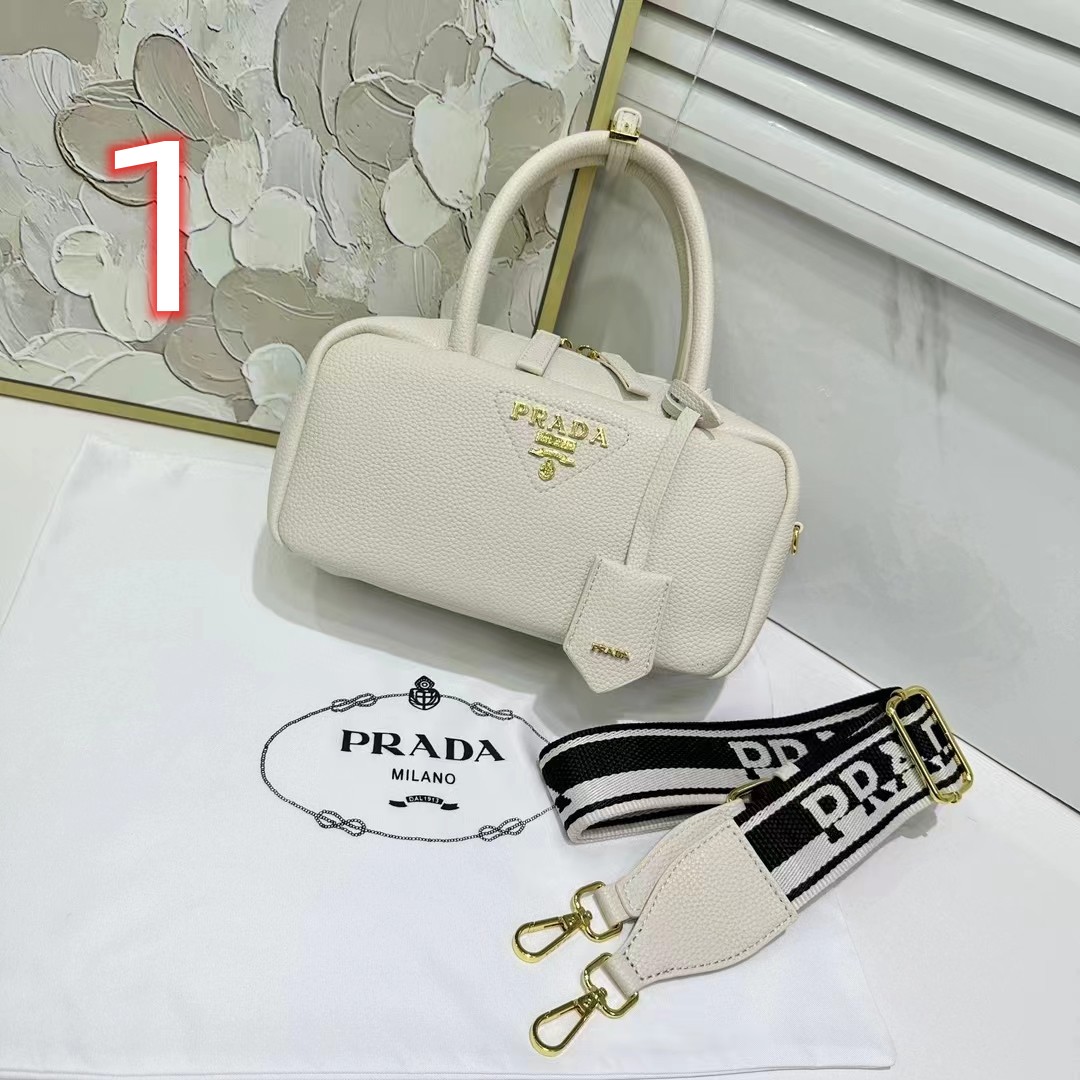 PRADA 39.99$    code 404-6914-R gallery