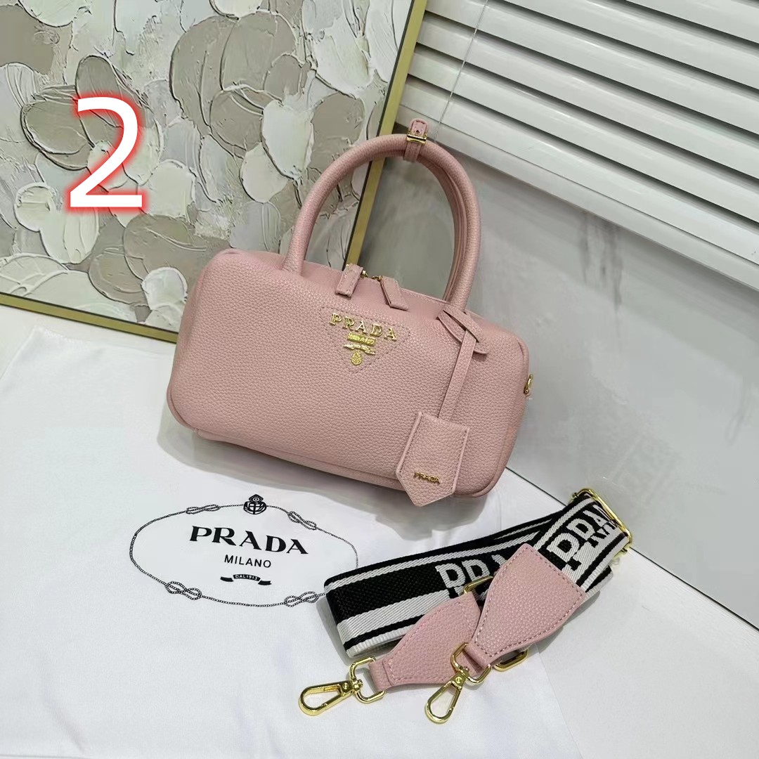 PRADA 39.99$    code 404-6914-R gallery