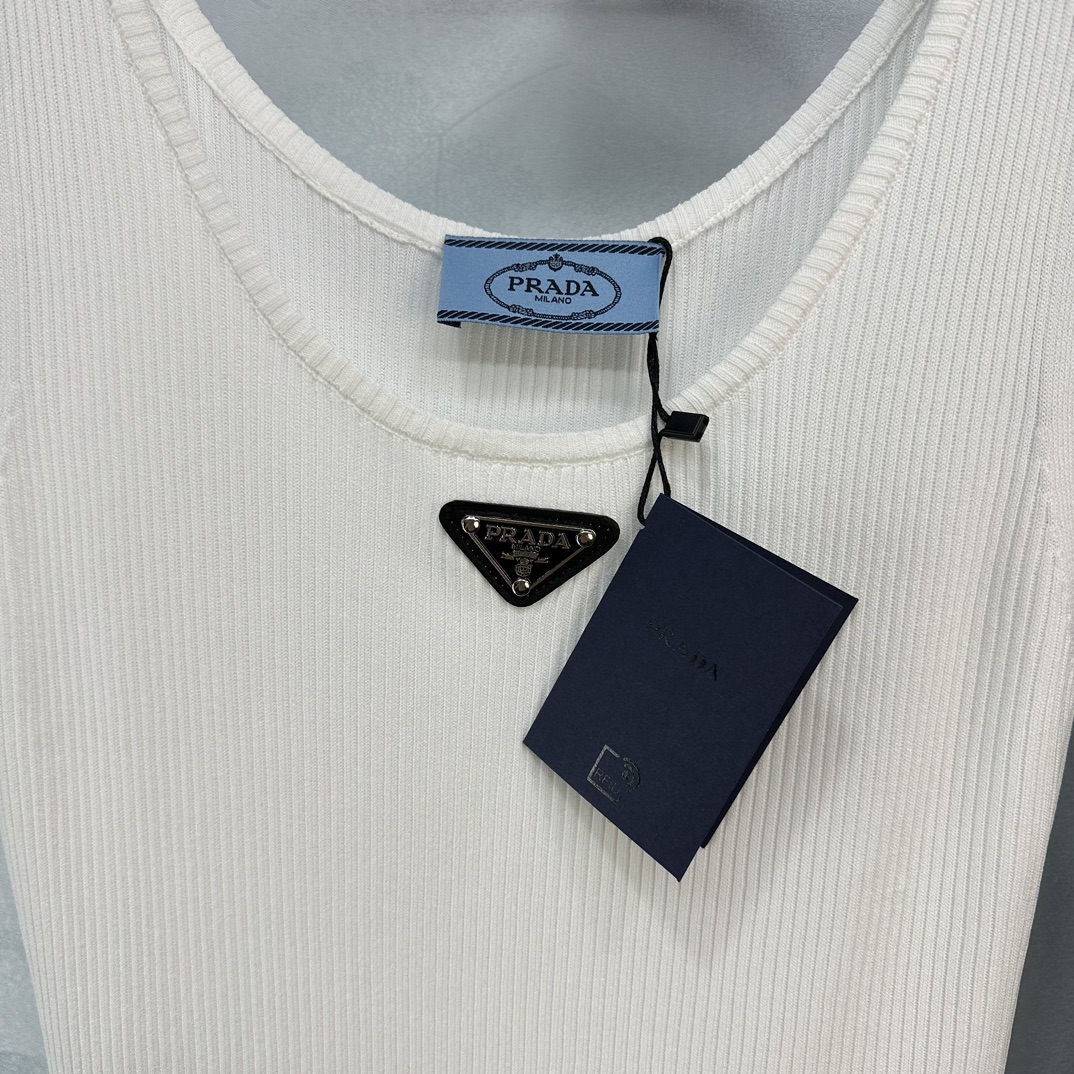 PRADA $21 gallery