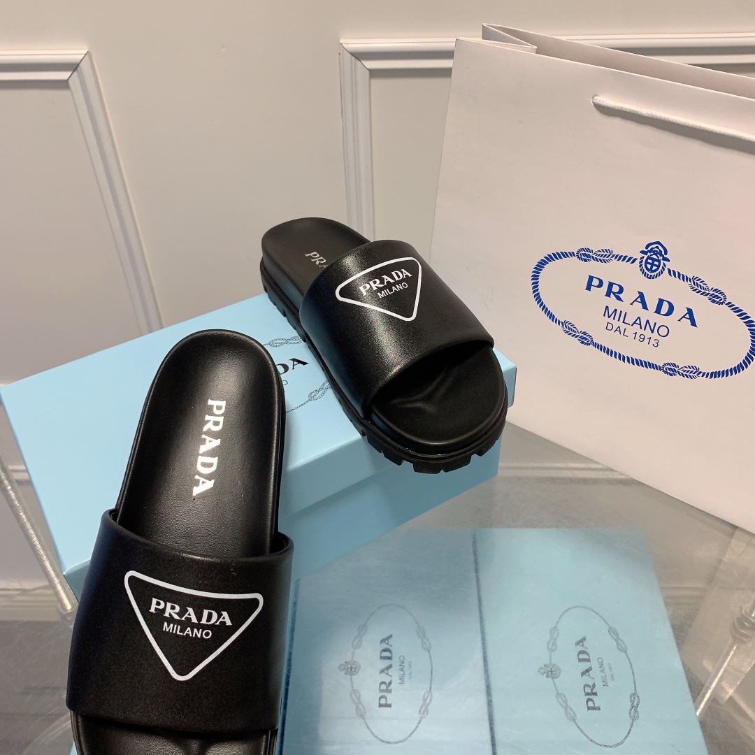 Prada 39.99$ code 449-5794-R gallery