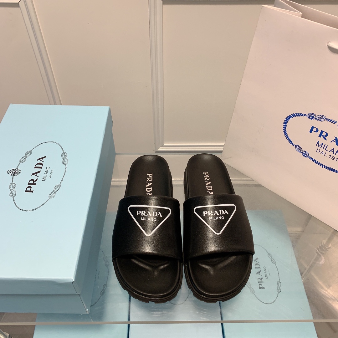 Prada 39.99$ code 449-5794-R gallery