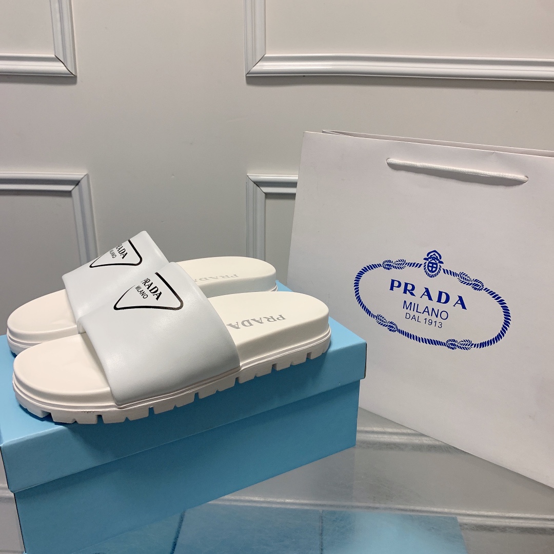 Prada 39.99$ code 449-5794-R gallery