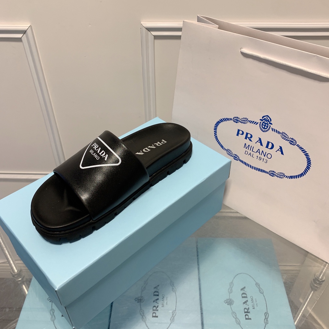 Prada 39.99$ code 449-5794-R gallery