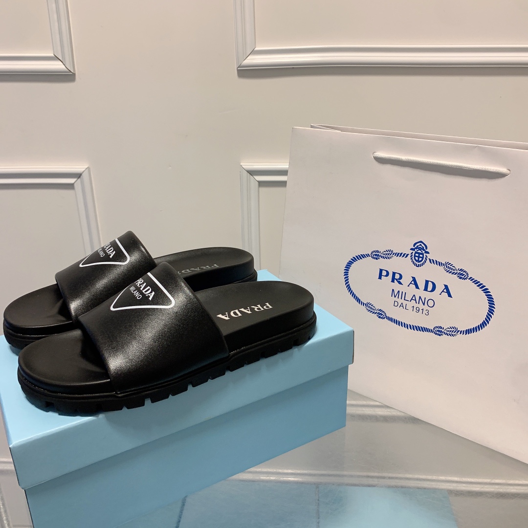 Prada 39.99$ code 449-5794-R gallery