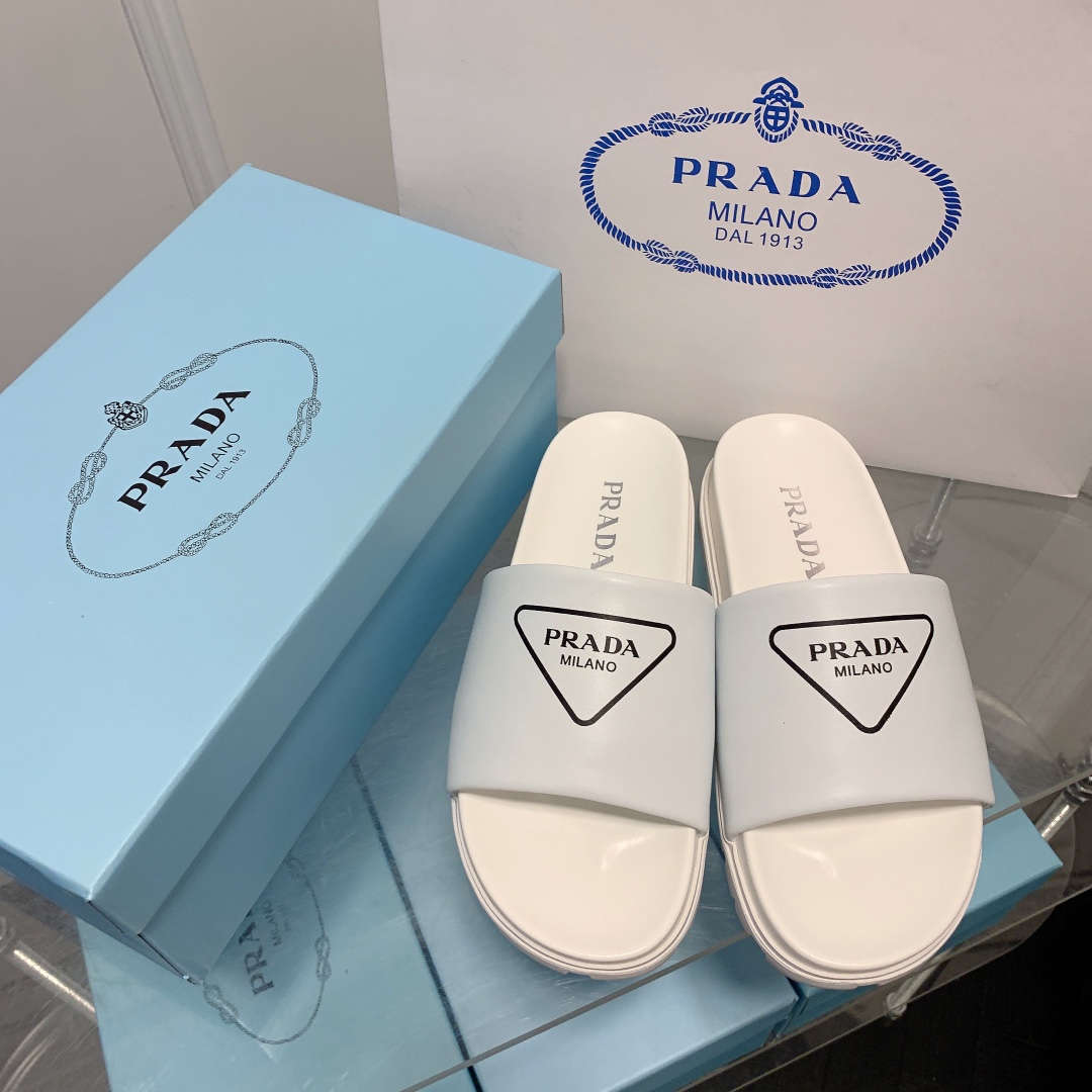 Prada 39.99$ code 449-5794-R gallery