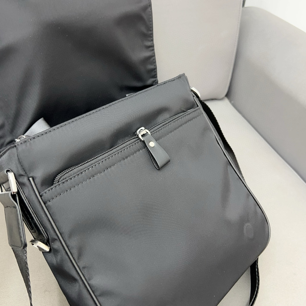 Prada 43.33$  code 306-7124-R gallery