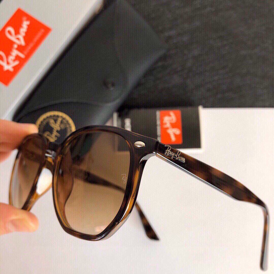 RAY-BAN $37 gallery