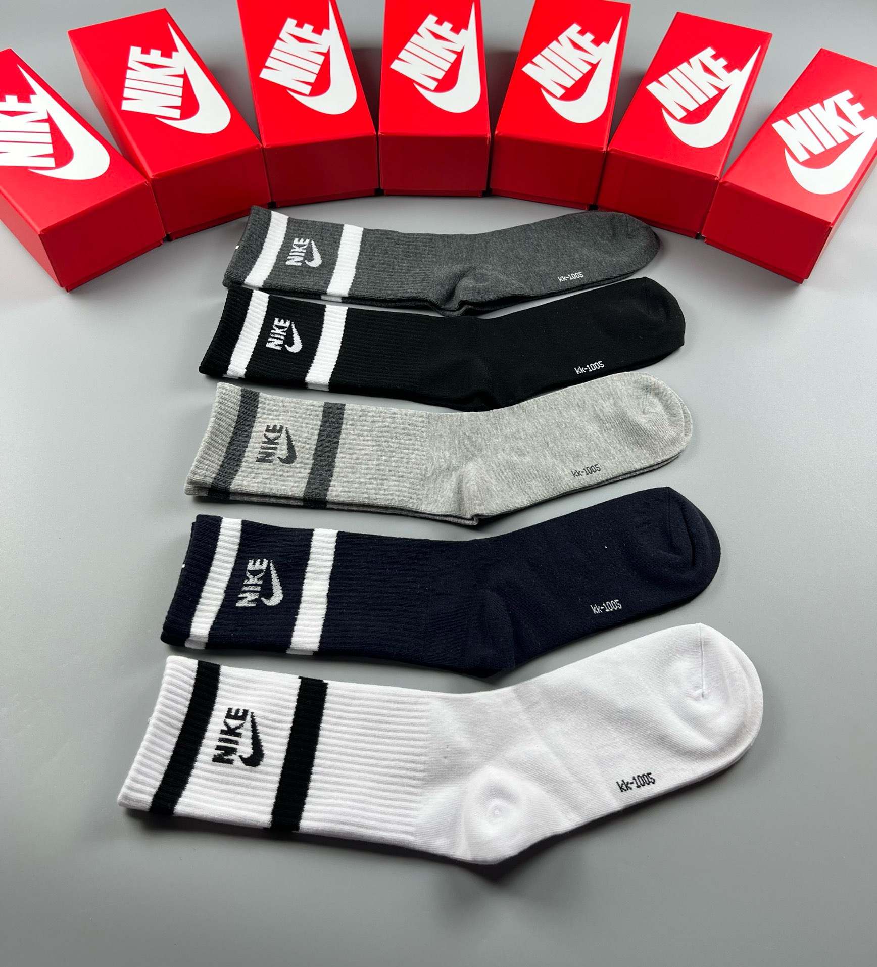 RV033，Nike socks 138.99 gallery